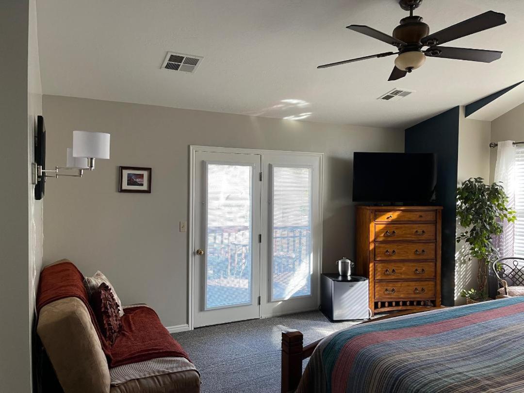 Harvest House Bed And Breakfast 스프링데일 외부 사진